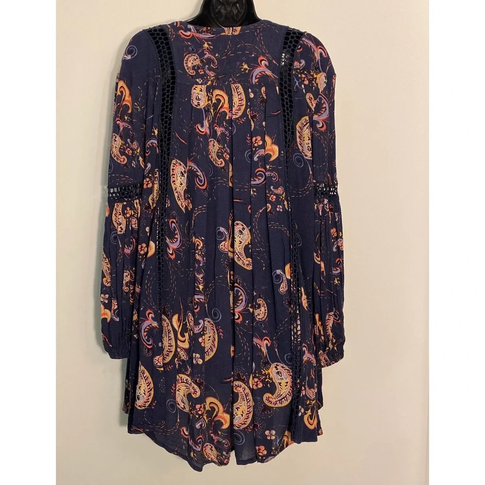 Free People Navy Floral Paisley Tunic Top Crochet Lace Balloon Sleeve Size M